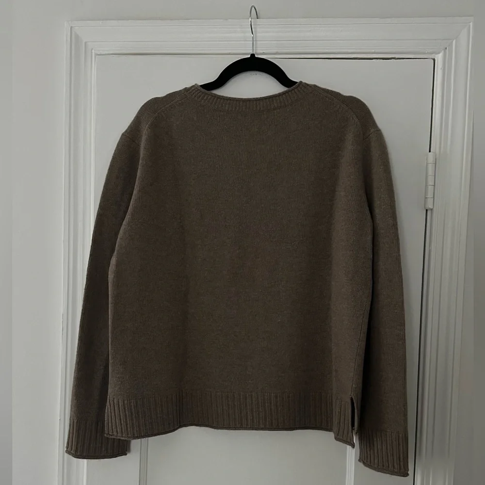 NWOT - Jenni Kayne “Everyday Sweater” - Sz. M - Taupe - Picture 4 of 6
